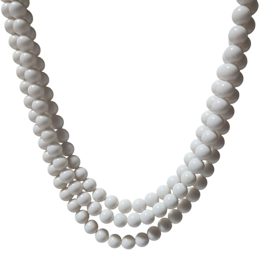 Vintage Elegant Triple Strand White Beaded Necklace Retro 50s 60s Fashion Women